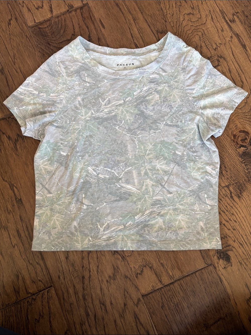 PacSun Women's Pale Camo Short Sleeve Crewneck Baby Tee
